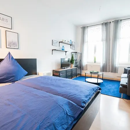 Tiny In Schickem Jugendstilviertel Appartement